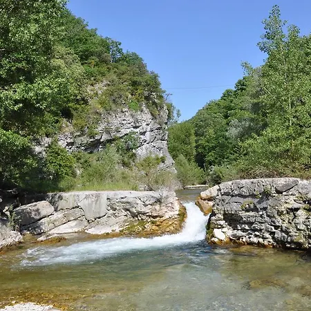 Luxury tent La Danse Des Papillons Glamping Dieulefit